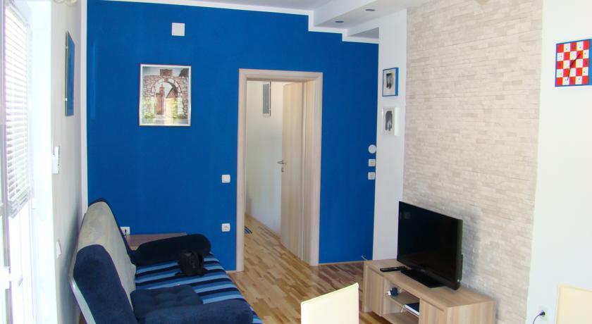 Apartments Pinus Pirovac Room photo
